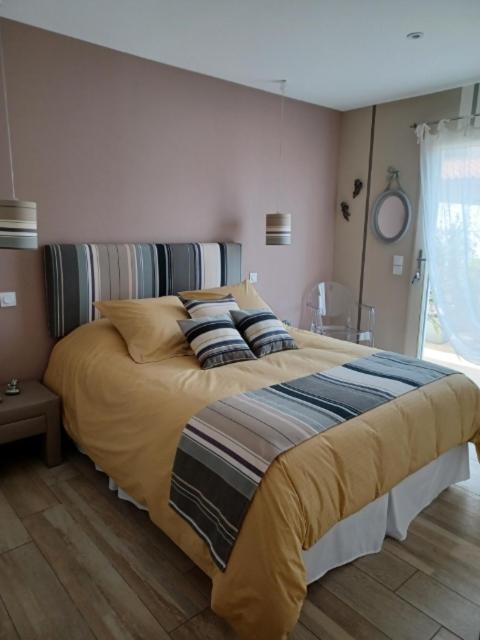 Rue Du Bac Bed & Breakfast Villeneuve-de-la-Raho Exterior photo